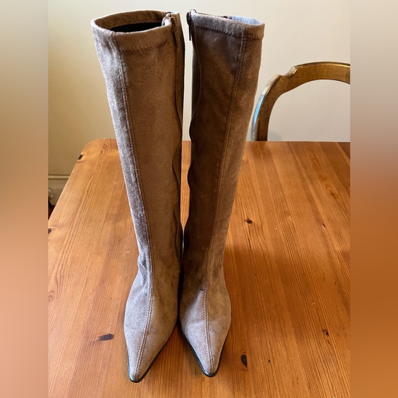 Faux Suede Pointed Toe Wedged Boots. Size EURO 38 - Picture 1 of 7